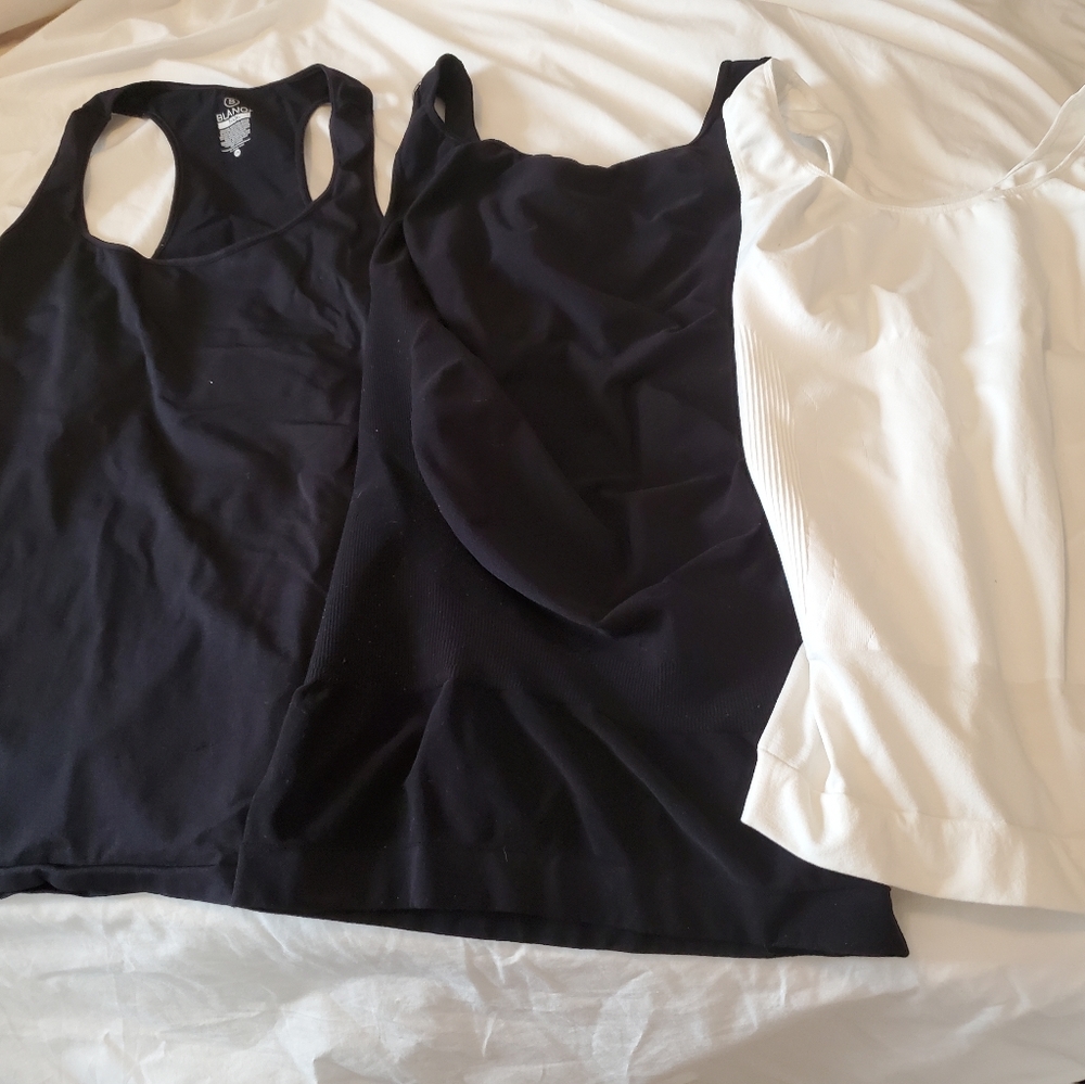 Blanqi maternity tank top Lot